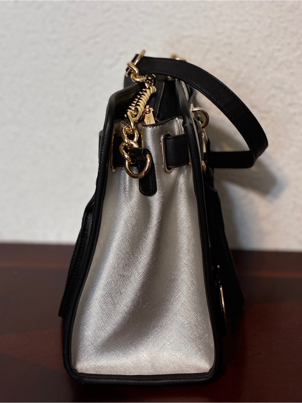Dasein Crossbody/Satchel with Matching Wristlet - Picture 6 of 11